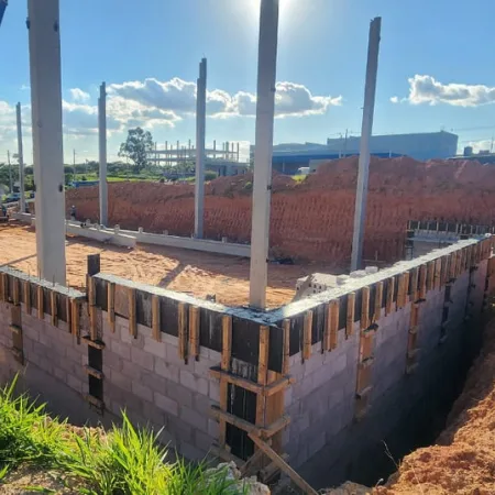 Gestão de Obras Industriais: Redução de Custos e Riscos