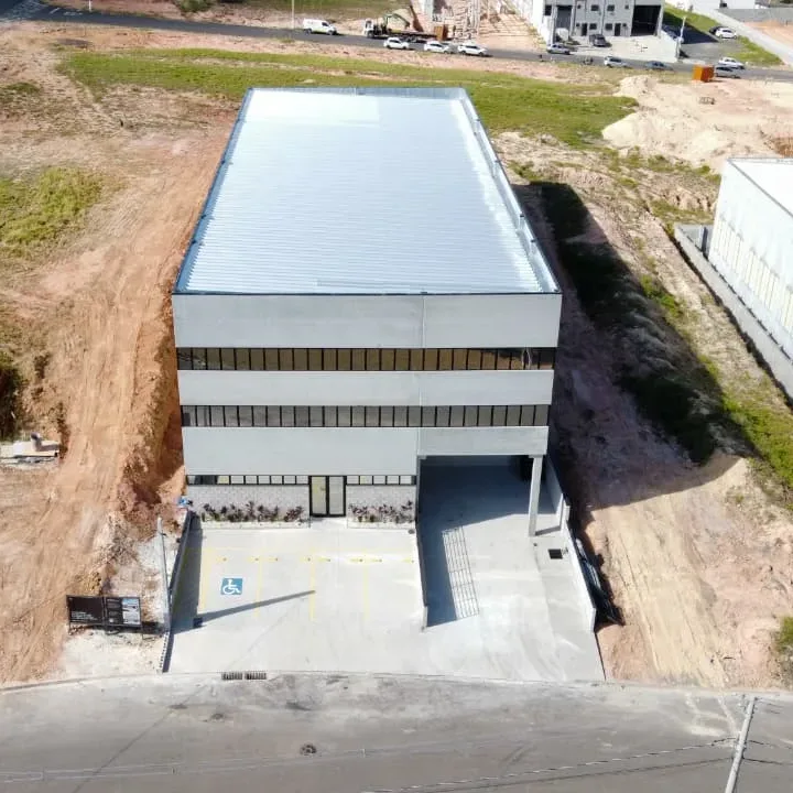 Construção de Galpão Industrial: Importância, Vantagens e Personalização