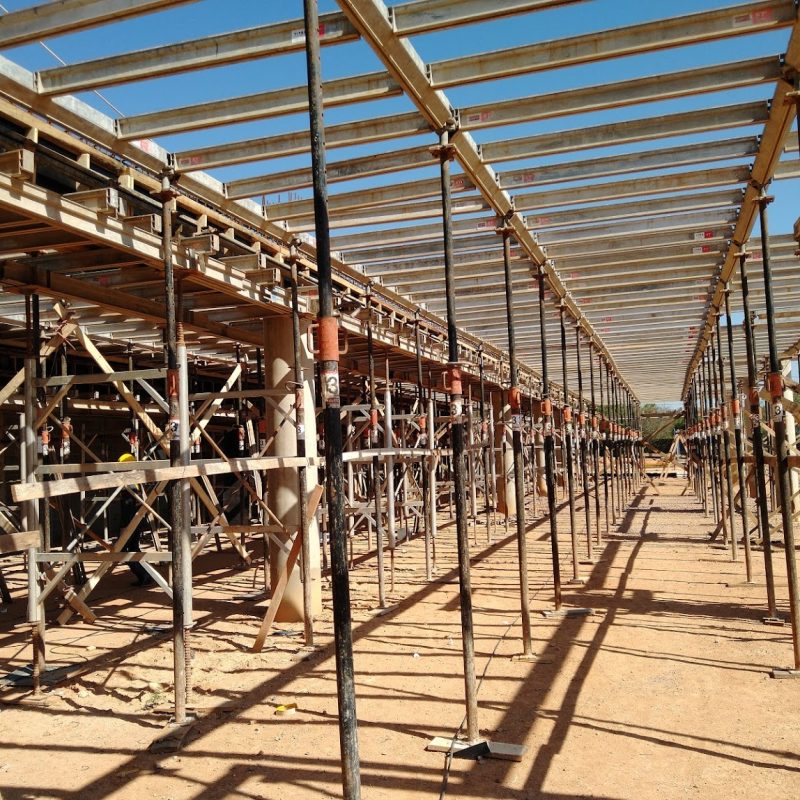 Construção de galpão comercial